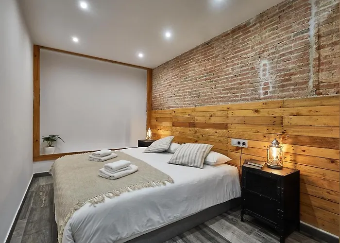 Bbarcelona Duplex Poble Sec アパート